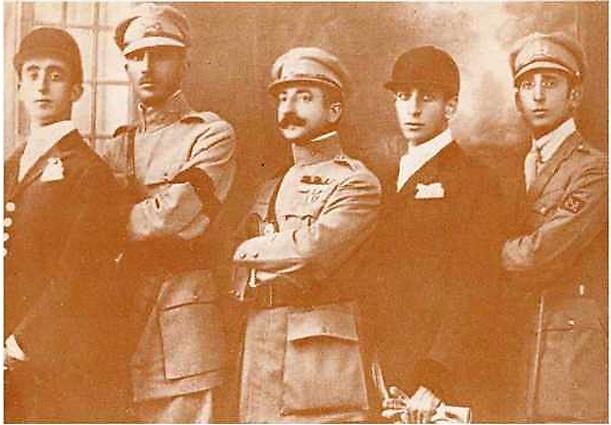 Fotografia de Aníbal Borges D’Almeida, Hélder de Sousa Martins, José Mouzinho de Albuquerque e Luís Cardoso Menezes